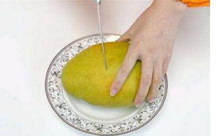 cut mango